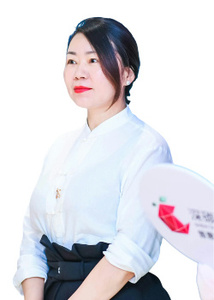 卢景菊
酒店低碳发展研究院执行院长、俭碳官科技（深圳）有限公司总裁